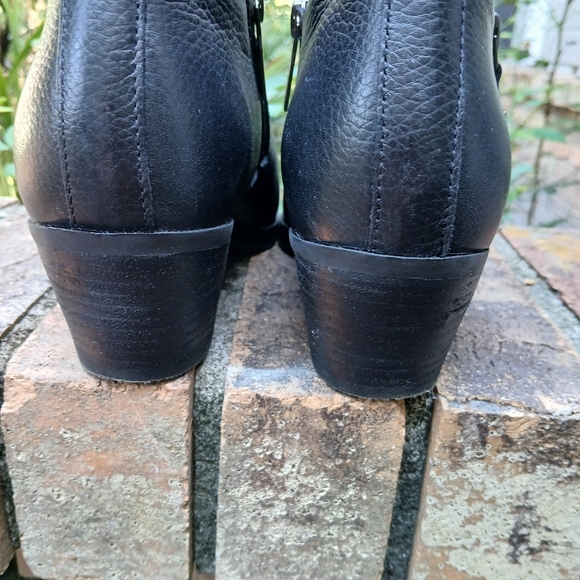 Vionic bootie - Picture 5 of 5